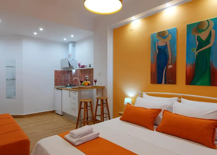 Bs House 2 * Салоники